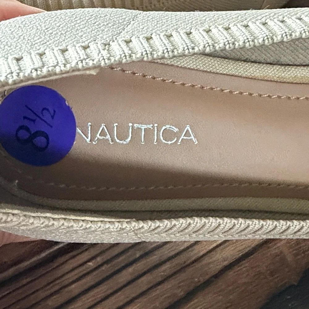 NWT Nautica Tan Women's Ballet Flats with Buckle Detail